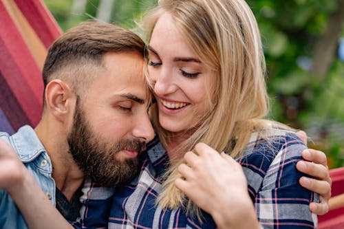 10 maneiras de trazer mais alegria para o relacionamento