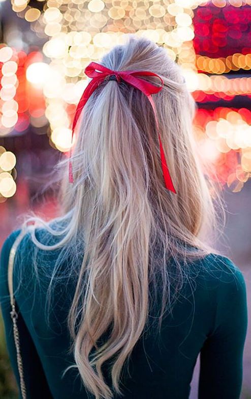 15 Holiday Party Hairdos That Take 10 Minutes or Less