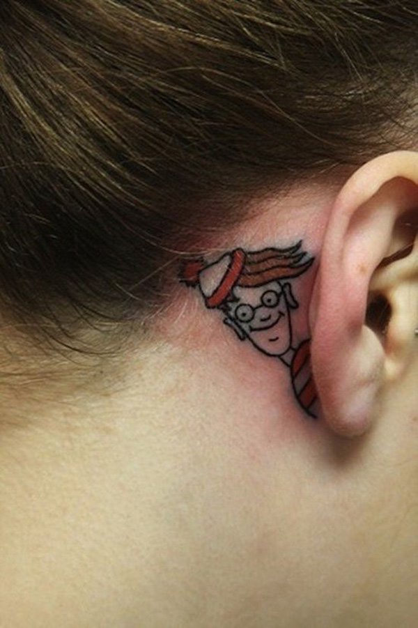 tatuagem na orelha
