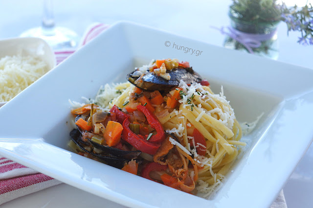 Linguine with Mussels & Fresh Vegetables