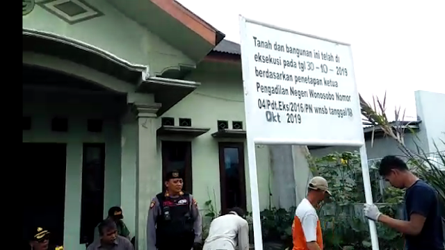 PN Wonosobo Eksekusi Rumah Kiryanto, Kuasa Hukum: Ini Eksekusi Yang Kedua Setelah Sebelumnya Gagal Karena Tergugat Kerahkan Massa