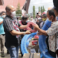 Nikson Nababan Serahkan Bantuan Benih Jagung Dan Alat Pertanian Berupa Mesin Untuk Membantu Petani