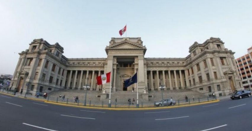 Corte Suprema aún no emite resolución que decidirá destino del Currículo Nacional