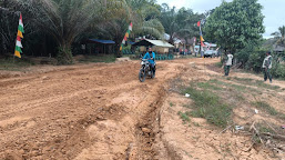   Dandim Sambas : Warga Desa Tolok Sudah Bisa Menggunakan Sebagian Jalan Program TMMD