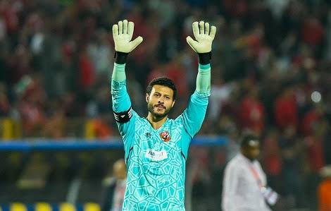 الأهلى يحسم مصير محمد الشناوى ويغلق باب النصر السعودى