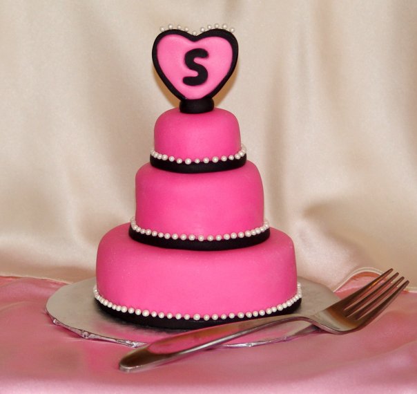 Mini Personalized Sweetheart Cake YES PLEASE Today's Cake of the Day comes