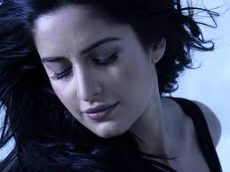 Katrina-Kaif-Hot-Wallpapers-For-Mobiles-15