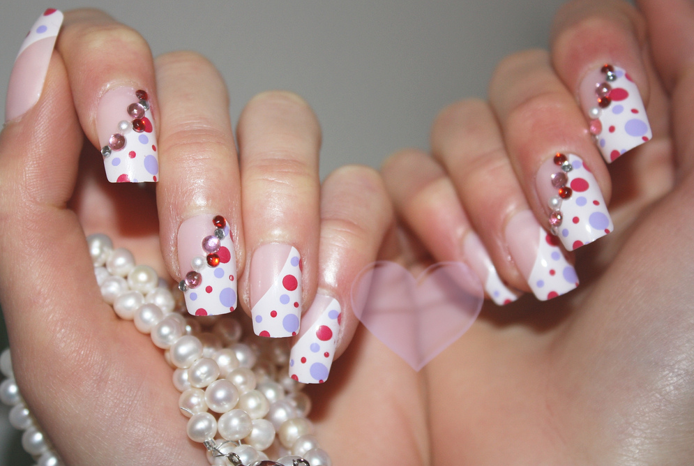 One Hundred Styles: Japanese Nail Art Gallery