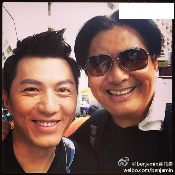 熱門搜尋器: 周潤發(發哥)行山都被集郵,被要求拍照片