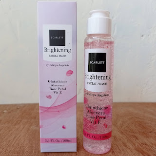 Scarlett brightening facial wash dengan rose petal