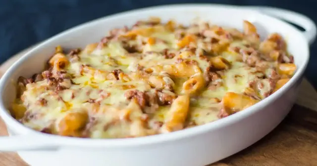 baked mac and cheese - christmas party food