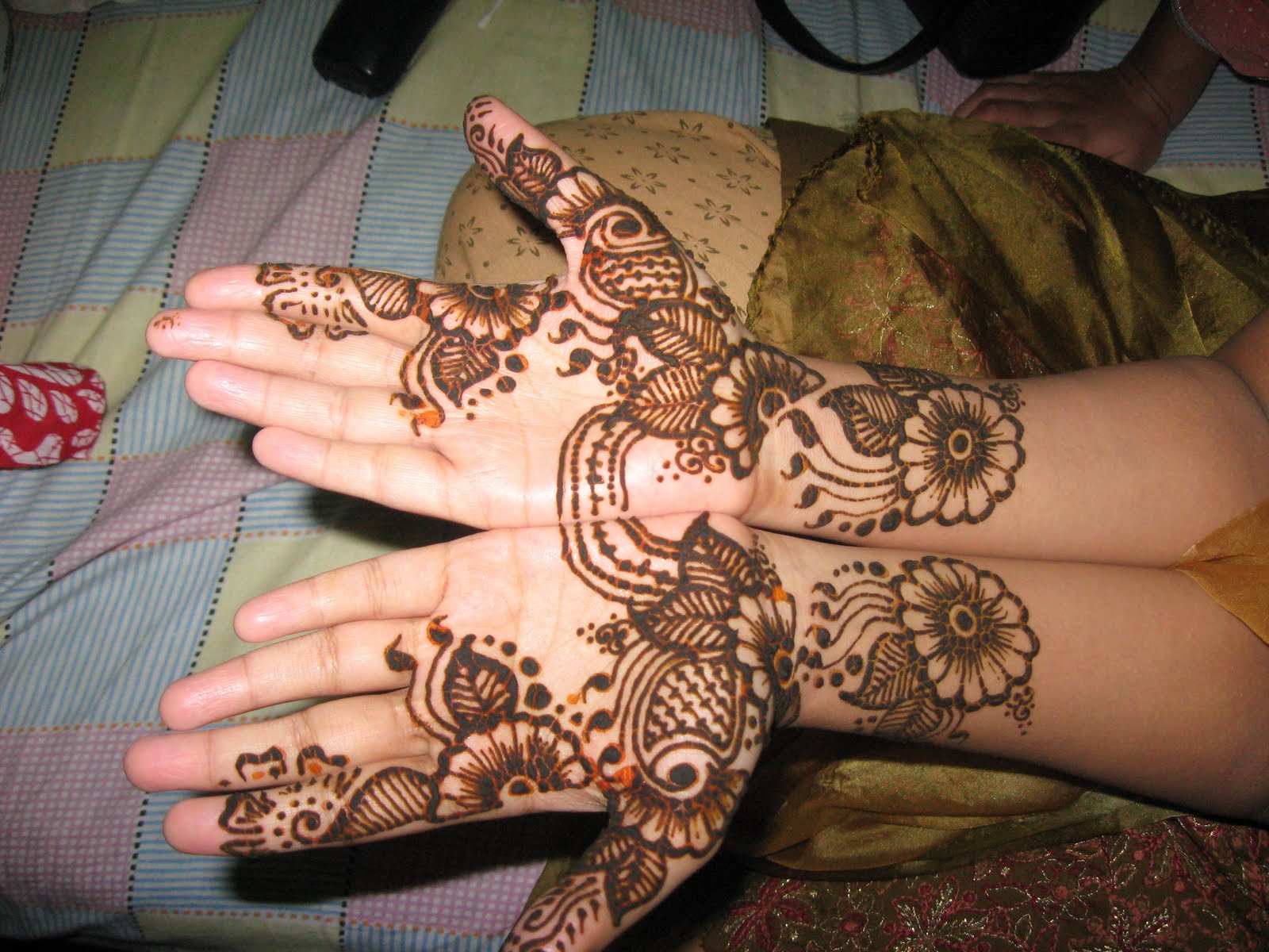 Top 10 Must Try Latest Mehndi Stickers For 2019
