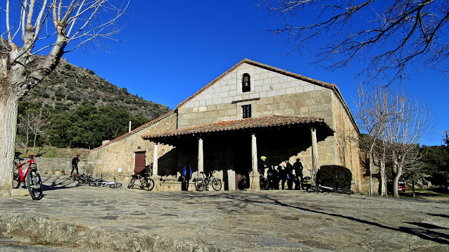 AlfonsoyAmigos - Ermita Navahonda