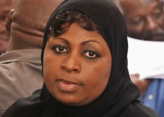 Hon Aisha Jumwa posed for a photo in a Meeting at Kaloleni. Photo courtesy