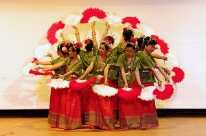 Sky Fly Sulawesi Selatan Tarian Adat Rumah Adat Sky Fly Sulawesi Selatan Tarian Adat Rumah Adat