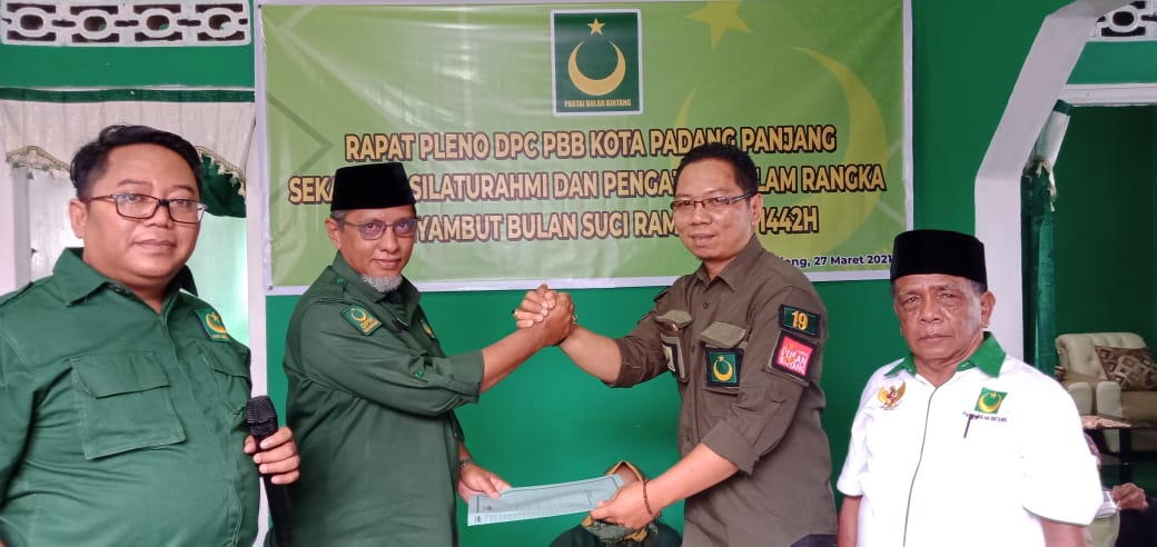 DPC Partai Bulan Bintang Padang Panjang Adakan Rapat Pleno dan Pengajian Kader