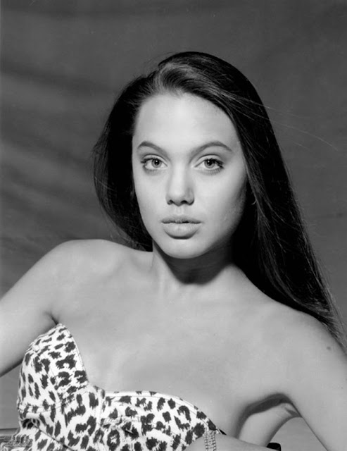 Young Angelina Jolie Pictures