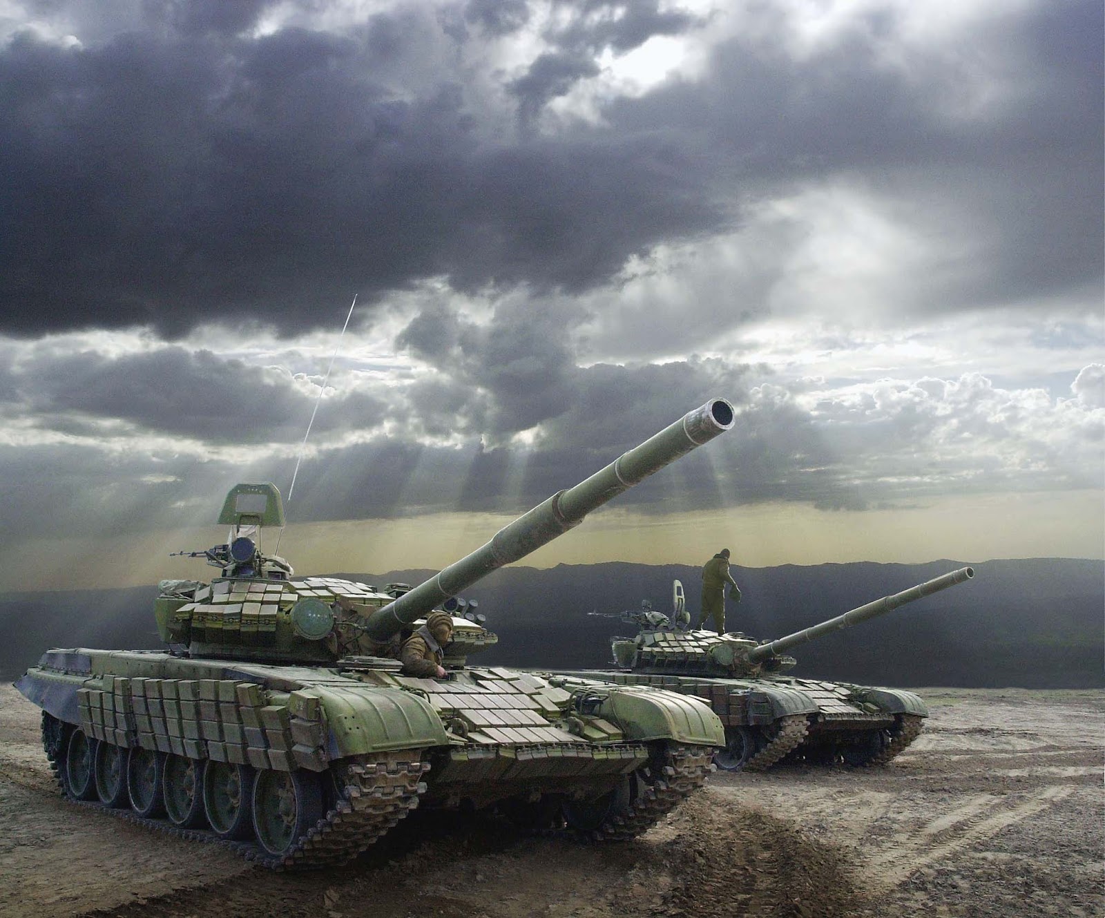 Gambar-Gambar Tank Tempur Militer Keren