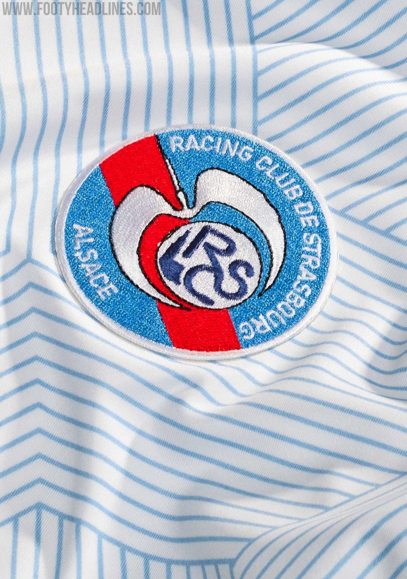 RC Strasbourg Alsace France Football Soccer Badge Iron on 