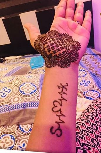 SIMPLE MEHANDI DESIGNS