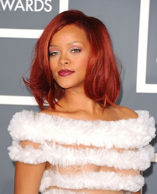 rihanna 2011 grammy performance. Rihanna 2011 Grammy