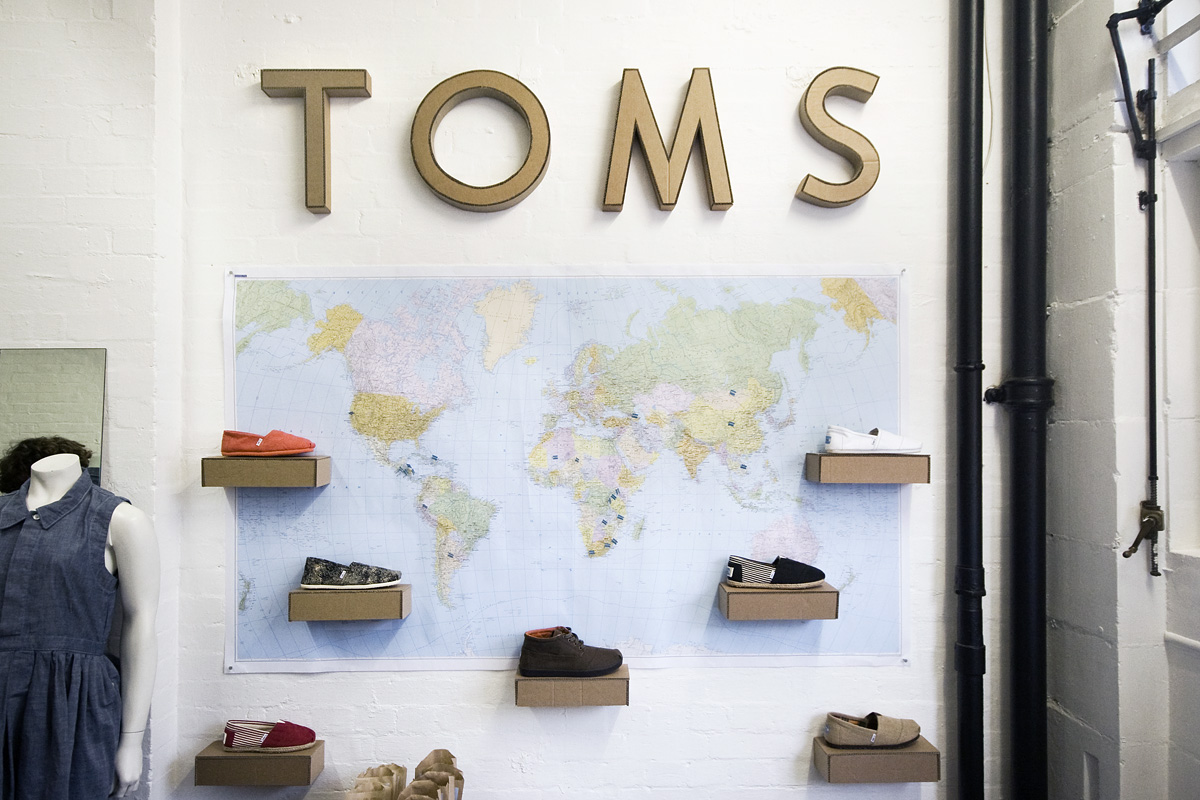creation TOMS Shoes. Blake