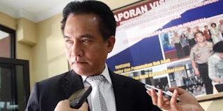 YUSRIL MAHENDRA IS QUITE CONFIDENT TO BE RIVAL OF AHOK IN NEXT ELECTION