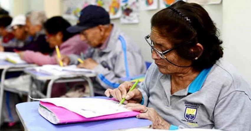 MINEDU implementa curso virtual para docentes de Educación Básica Alternativa