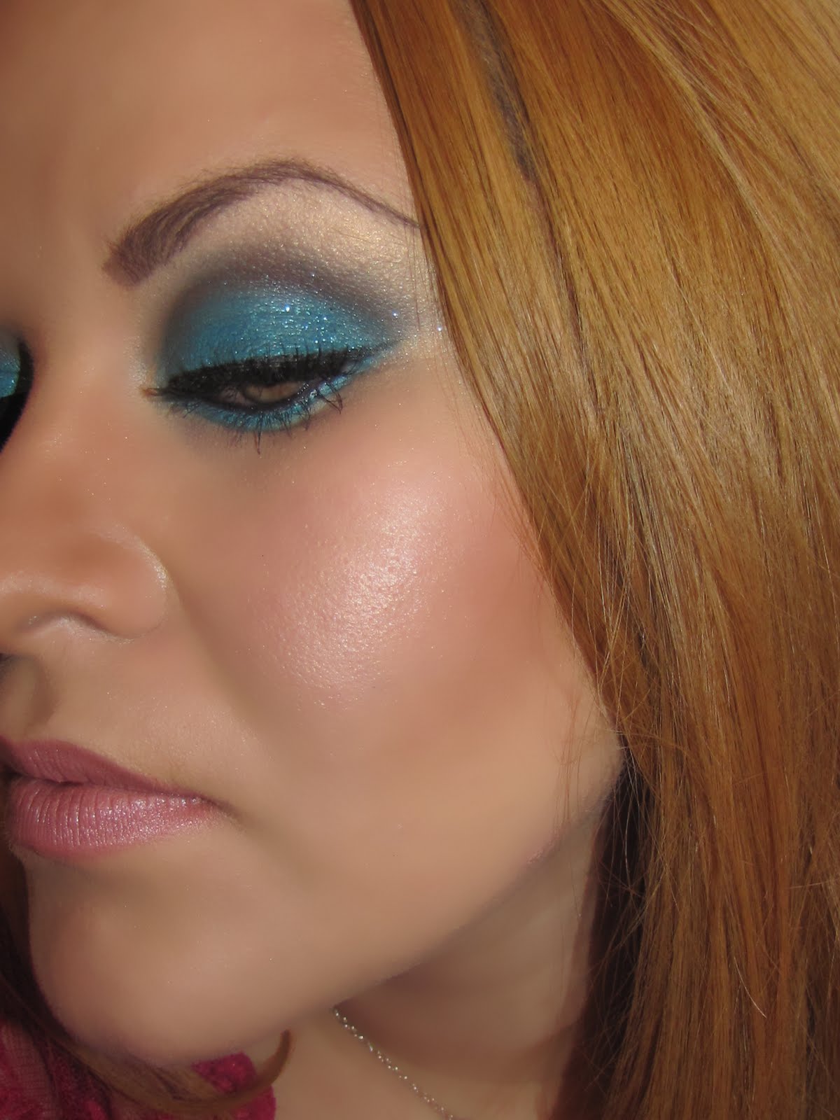Makeup With:: Blue Eyes &amp; Light Pink Lips