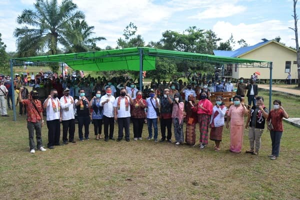 Wakil Bupati Sekadau Hadir Pembangunan Balai Pertemuan