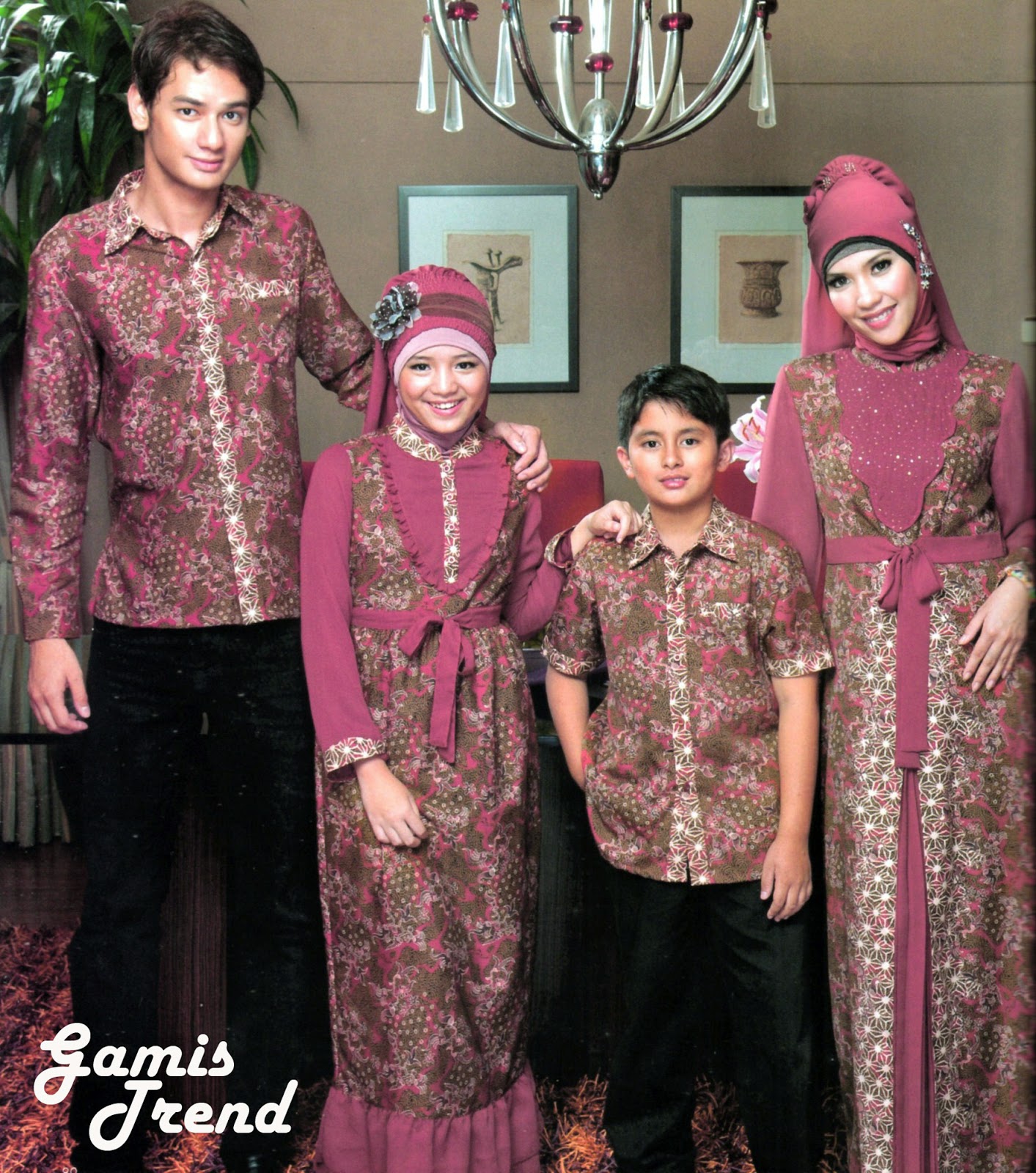 Contoh Model Baju Muslim Batik Untuk Keluarga dan Anak