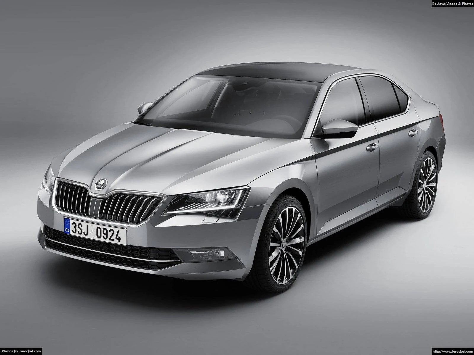 Hình ảnh xe ô tô Skoda Superb 2016 & nội ngoại thất