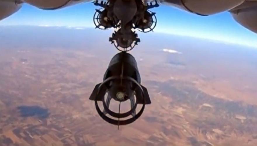 Την ώρα που ο Β.Πούτιν ανακοίνωνε «απόσυρση δυνάμεων» η ρωσική Αεροπορία και το πυροβολικό «έλιωνε» το ISIS στην Παλμύρα