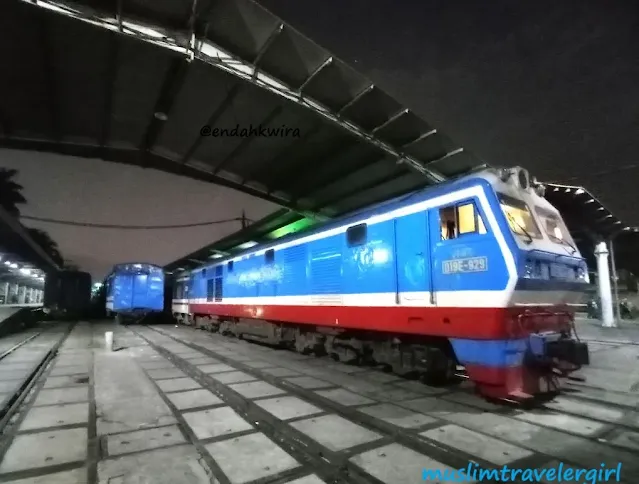 kereta-api-vietnam-railway