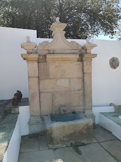 FOUNTAIN / Fonte do Pêro Boi, Castelo de Vide, Portugal