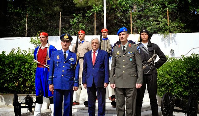 Οι Πόντιοι της Προεδρικής Φρουράς: Από το προαύλιο της μονάδας στο Μνημείο του Αγνώστου Στρατιώτη