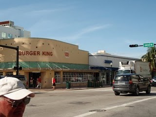 Un Poco de Branding es Mucho: whopper Bar de Burger king 