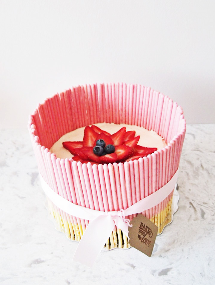 Quick and Easy Valentine's Day Strawberry Pocky Cheesecake 