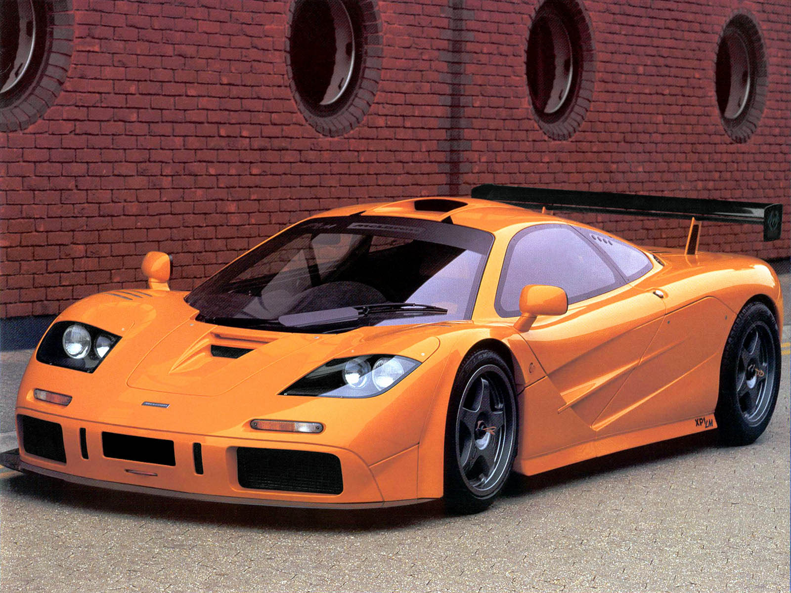 mclaren f1 car