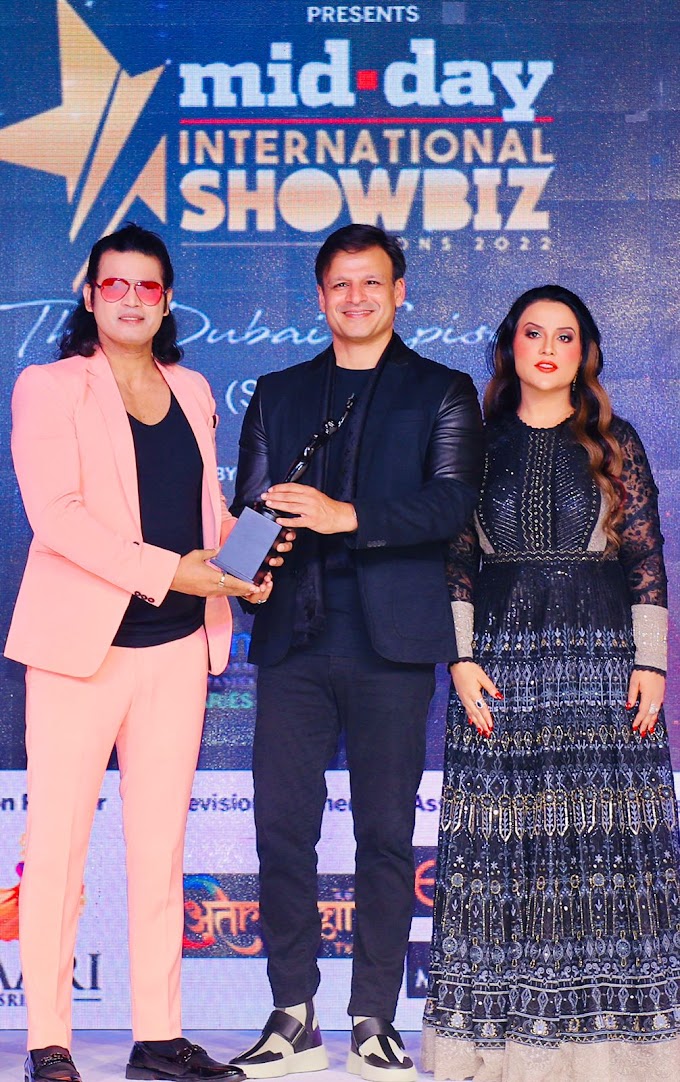 Actor Mukesh J Bharti and Producer Manju Bharti won Midday International Icon Award 2022 held at Dubai