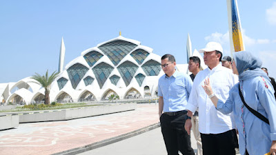 Sekda Akan Evaluasi Pengelolaan Masjid Raya Al Jabbar Secara Menyeluruh 