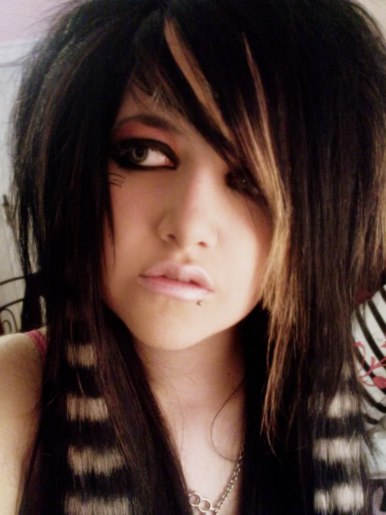 Popular Emo Hairstyles For Boys And Girls Get The Emo Look Today