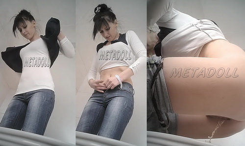 VB Piss 1716-1725 (Long compilation of girls on a public toilet)