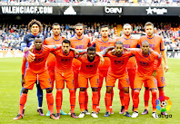 GRANADA C. F. - Granada, España - Temporada 2016-17 - Ochoa, Matthieu Saunier, Lombán, Andreas Pereira, Gastón Silva y Artem Kravets; Uche Agbo, Isaac Cuenca, Boga, Mehdi Carcela y Gabriel Silva - VALENCIA C. F. 1 (Nani) GRANADA C. F. 1 (Mehdi Carcela-González) - 20/11/2016 - Liga de 1ª División, jornada 12 - Valencia, estadio de Mestalla - El Granada obtiene un valioso empate en Mestalla, pero no le sirve para salir de los últimos puestos de la tabla