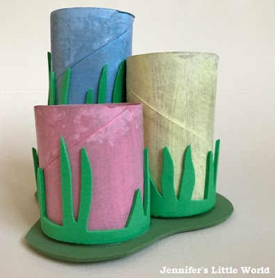 Spring pencil pot craft with toilet roll tubes