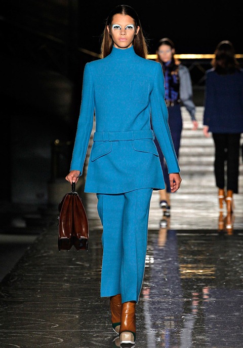miu-miu-rtw-fw2012-runway-13_12374510174