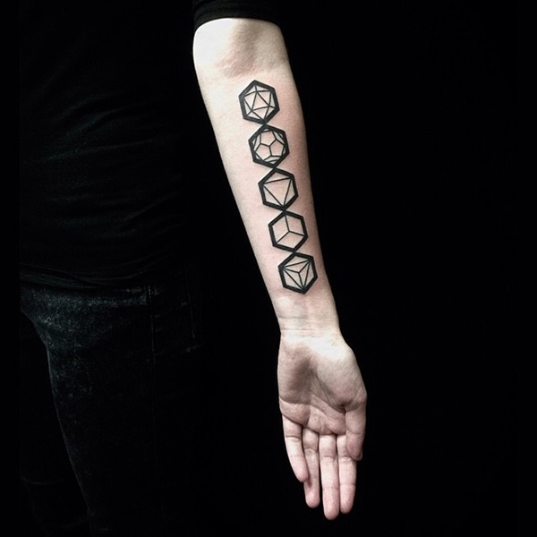 50 ideias de tatuagens geométricas para homens modernos e estilosos!