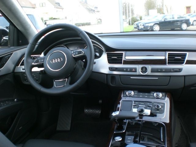 2012 Audi A8 and efficiency heated seats front and rear of the engine 