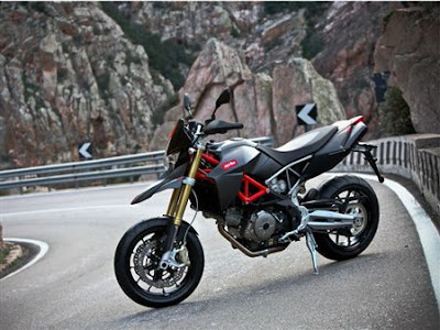 New Dorsoduro 750 2011 2012 : Reviews, Price and Specification