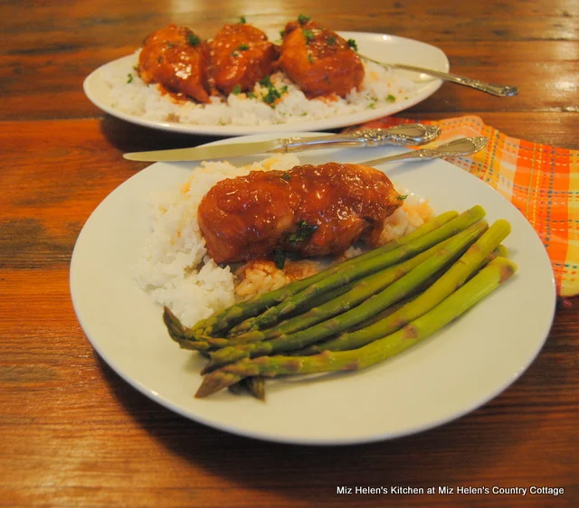 Instant Pot Apricot Chicken at Miz Helen's Country Cottage